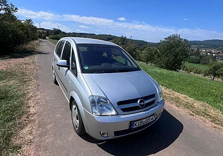 Opel Meriva 1.8 -