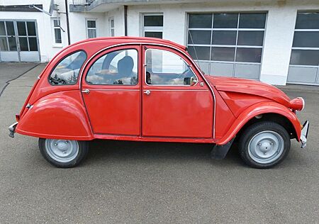 Citroën 2 CV 6 Club [nur 56.000 KM]