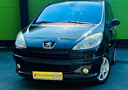 Peugeot 1007 Automatik, ALU, Klimaautomatik, HU/AU NEU