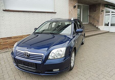 Toyota Avensis Kombi 2.0 D-4D Sol