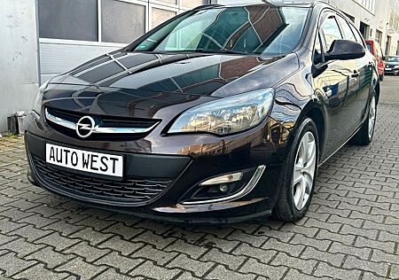 Opel Astra J Sports Tourer Selection