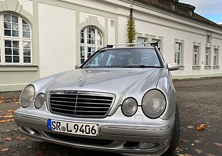 Mercedes-Benz E 270 CDI T AVANTGARDE Avantgarde