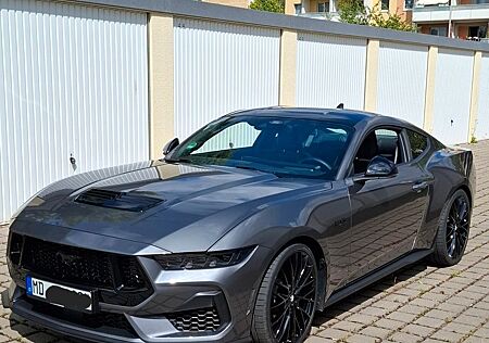 Ford Mustang 5.0 GT, 1Hd+TZ, 7Jahre Garantie, MT