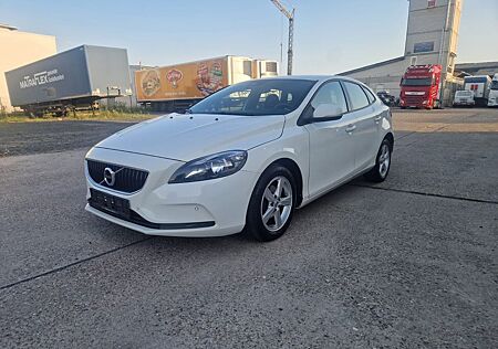 Volvo V40 Kinetic