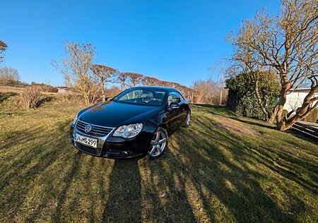 VW Eos Volkswagen 2.0 Turbo FSI Standard