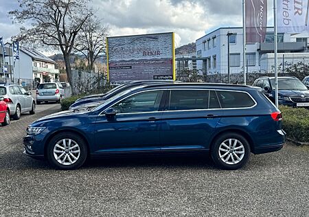 VW Passat Variant Volkswagen Business*AHK*LED*Panorama