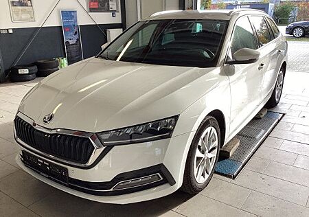 Skoda Octavia Combi 2.0 TDI Style DSG Navi ACC HeadUp