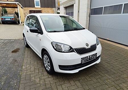 Skoda Citigo 1.0 Facelift TÜV 11/27 NEUE Bremsen Klima