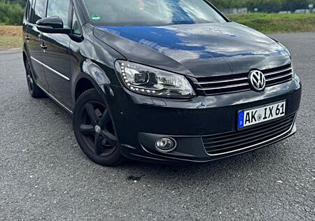 VW Touran Volkswagen 2.0 TDI 125 kW DSG Highline Highline