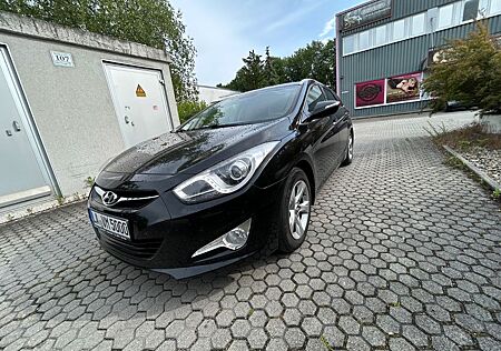 Hyundai i40 cw 1.7 CRDi Style 100kW Style