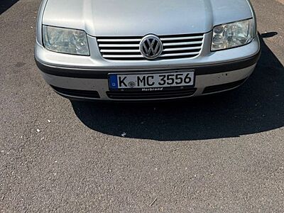 Volkswagen Bora 1.6 Automatik Tüv neu