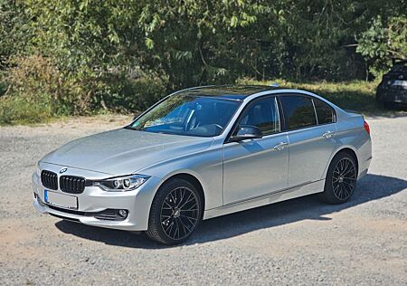 BMW 328i xDrive -