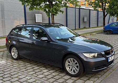 BMW 318i touring -