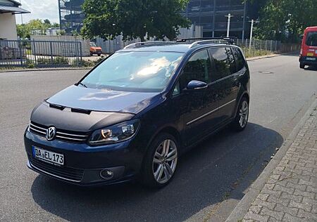 VW Touran Volkswagen 2.0 TDI DSG Highline BlueMotion Tech ...