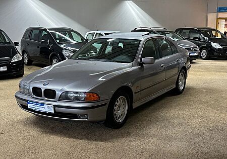 BMW 523i 1 Hand 70000KM