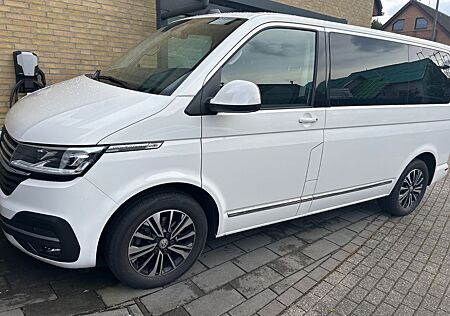 VW T6 Multivan Volkswagen T6.1 Multivan 2.0 TDI (150PS) DSG Generation Six