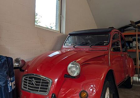 Citroën 2 CV - LIEBHABER GESUCHT