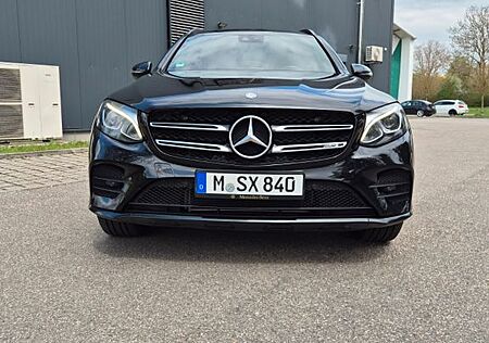 Mercedes-Benz GLC 250 d 4MATIC AMG Line Coupé Autom. AMG Line