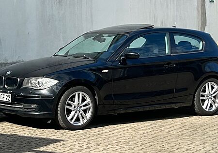 BMW 116i Coupe Klima GPS-Navi ZV eFH eGSD Xenon Alu