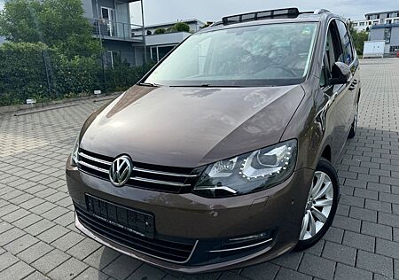VW Sharan Volkswagen 2.0TDI DSG Highline PANO*NAVI*7-SITZE*XEN