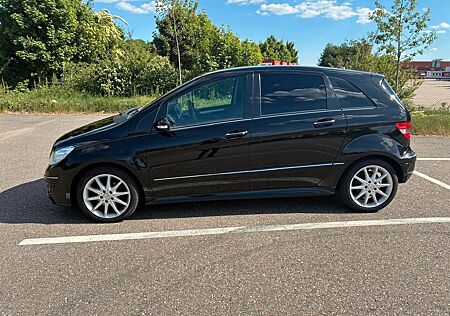 Mercedes-Benz B 170 - SH, rostfrei, guter Zustand, TüV 02/27