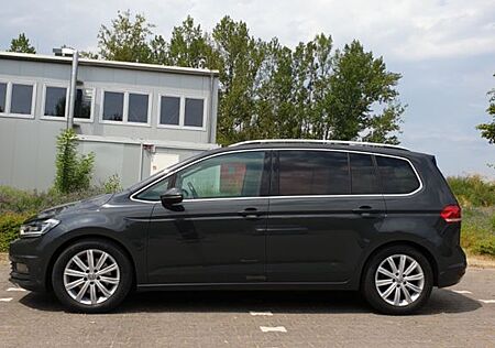 VW Touran Volkswagen Highline TSI DSG LED Massage Scheckheft