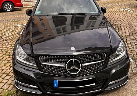 Mercedes-Benz C 180 MB AVANTGARDE TÜV + SERVICE B NEU