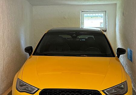 Audi RS3 8v 2.5 quattro Sportback Vegas Gelb