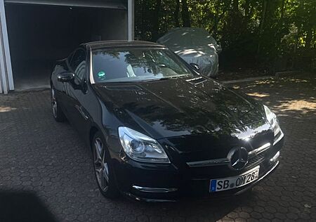 Mercedes-Benz SLK 200 BlueEFFICIENCY -
