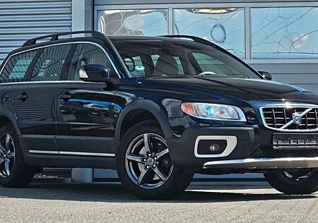 Volvo XC 70 XC70 Summum AWD Leder AHK Klima