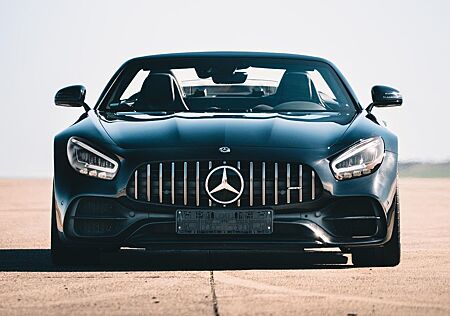 Mercedes-Benz AMG GT C Roadster | Apple Carplay