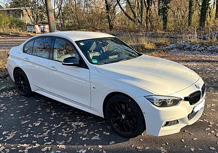 BMW 330i xDrive M Sport Shadow Automatic M Sport...