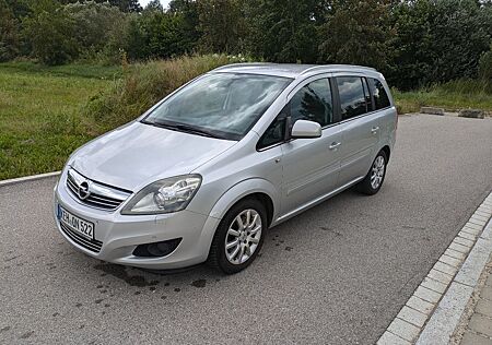 Opel Zafira 1.7 CDTI - TÜV bis Jan 25-Reperaturbedarf