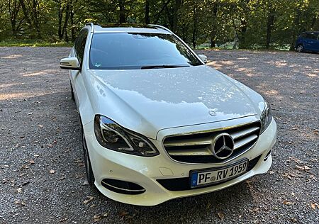 Mercedes-Benz E 220 T CDI BE AVANTGARDE Automatik AHK