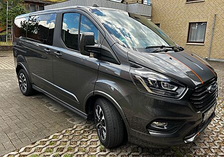 Ford Tourneo Custom in Top Zustand, AHK, Standheizung