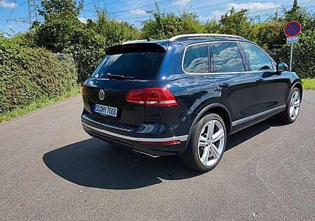 VW Touareg Volkswagen 3.0 V6 TDI SCR Exclusive