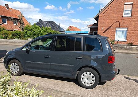 VW Touran Volkswagen 1.2 TSI Trendline Ideales Familienauto