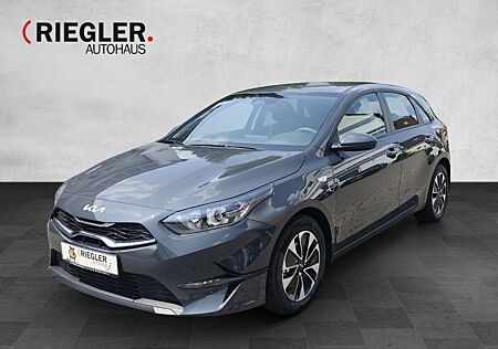 Kia Cee'd Ceed 1.5 T-GDI DCT7 Vision-S-