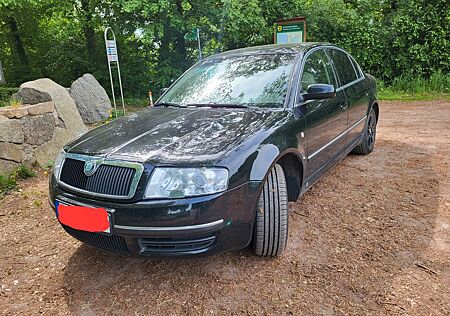 Skoda Superb 2.8 V6 Elegance Tiptronic Elegance