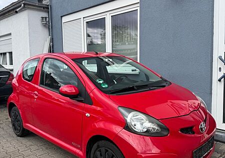 Toyota Aygo (X) gebraucht kaufen Toyota Aygo (X) Aygo (X) 1,0 -