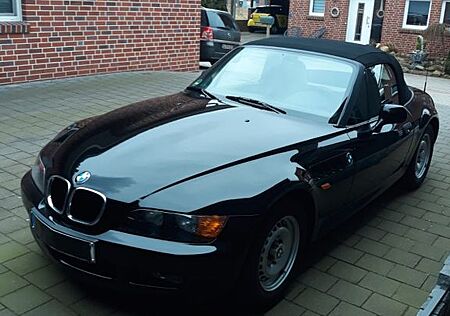 BMW Z3 Roadster 1.8 - Cabrio aus 1. Hand, 17.000 km