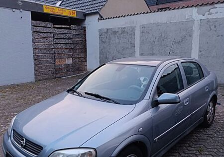 Opel Astra 1.6