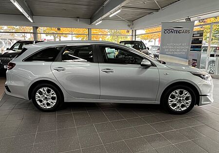Kia Cee'd Sportswagon gebraucht kaufen Kia Cee'd Sportswagon cee'd 1.6 CRDI Sportswagon Vision Komfort Paket