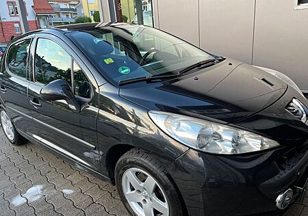 Peugeot 207 (TÜV NEU)Urban Move 95 VTi Urban Move