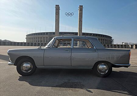 Peugeot 404