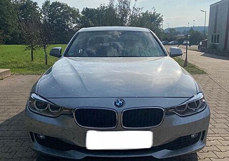 BMW 320d -