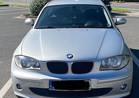 BMW 116i -e87