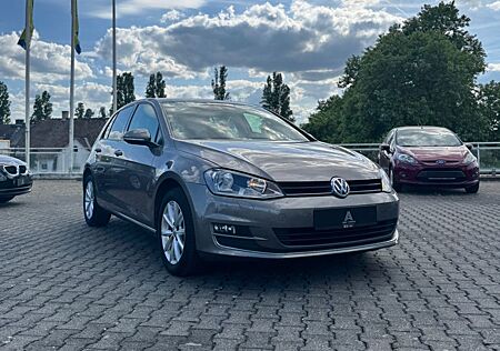 VW Golf Volkswagen VII Lim. Allstar BMT*Automatik*Tempmat*2H.
