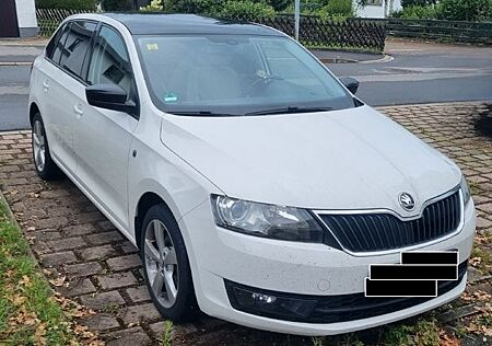 Skoda Rapid gebraucht kaufen Skoda Rapid SPACEBACK ELEGANCE - 1.Hand-PANO-XENON-NAV