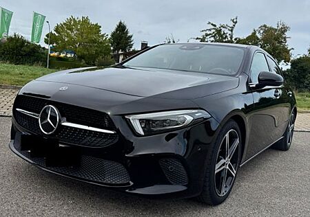 Mercedes-Benz A 220 4MATIC